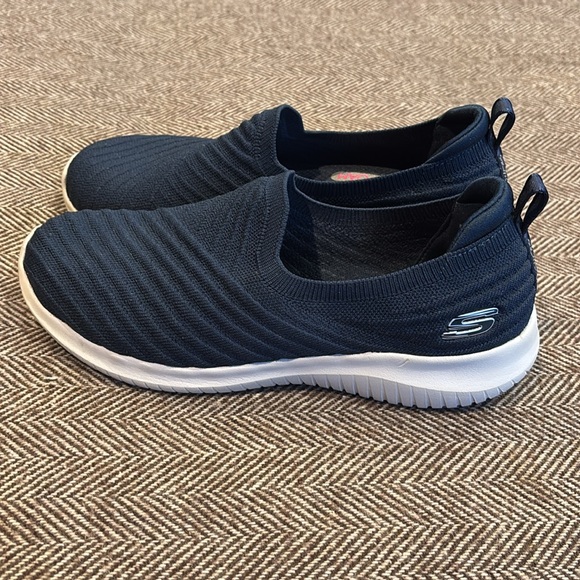 Skechers Ultra Flex Washable Knit Shoes Sneakers Sky's The Limit Navy Size 6.5 - Picture 4 of 7
